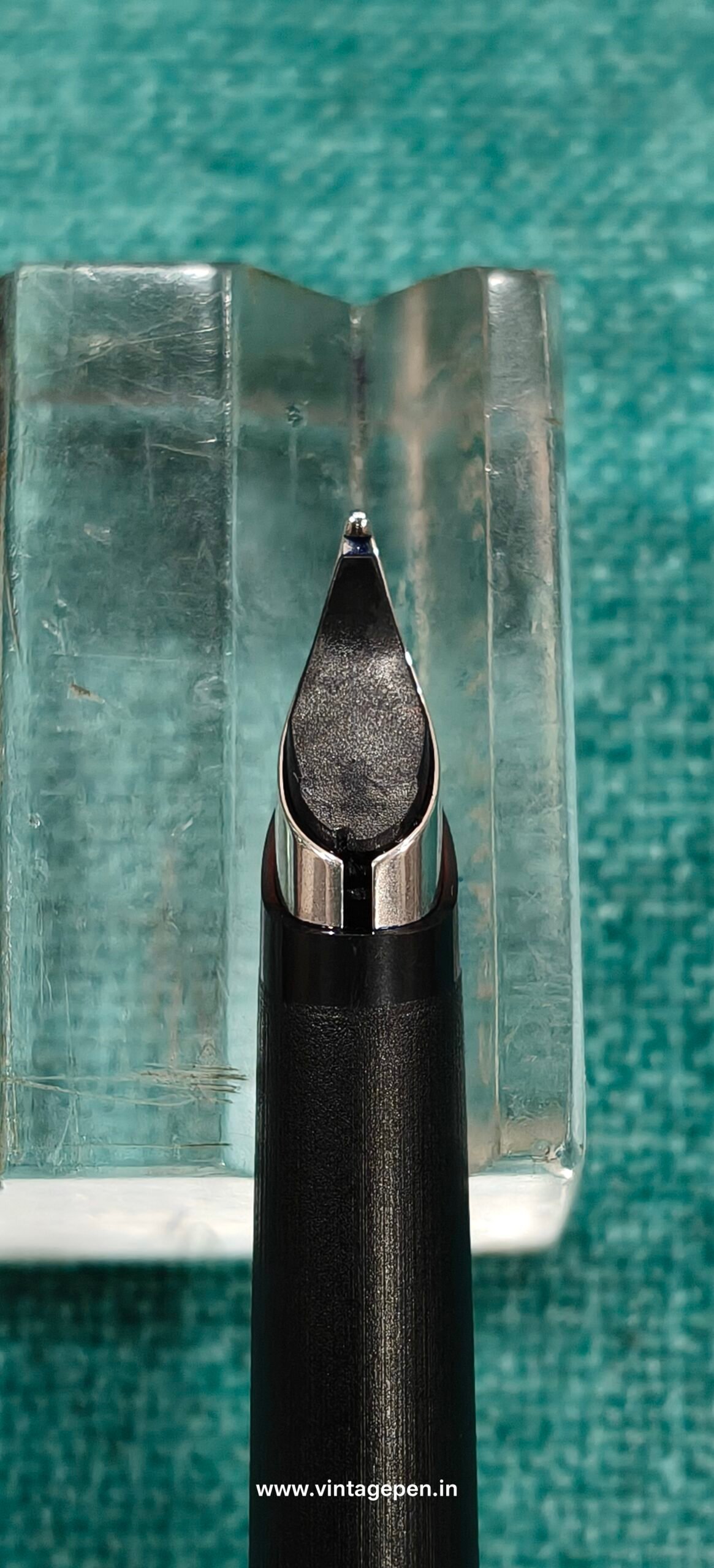 Parker Arrow Fountain Pen - Image 4